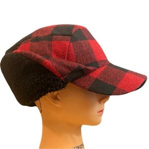 Plaid Sherpa lined trapper hat w/ear flaps
